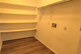 8470 Goldfinch Way, Dallas, TX 75249 - Photo 19