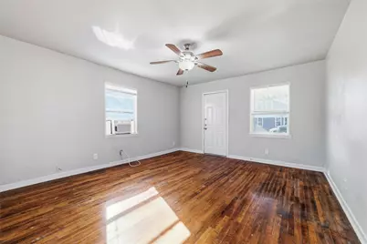 110 Poplar Street, Waxahachie, TX 75165 - Photo 13