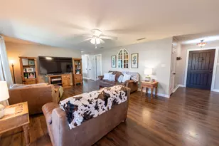 328 FM 900, Mount Vernon, TX 75457 - Photo 17