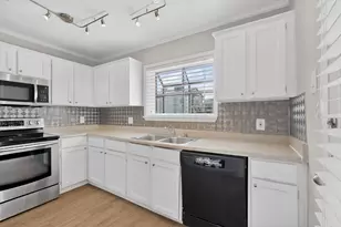 5335 Bent Tree Forest Dr, Dallas, TX 75248 - Photo 17
