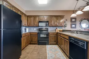 1102 Eagle Point Circle, Possum Kingdom Lake, TX 76449 - Photo 11