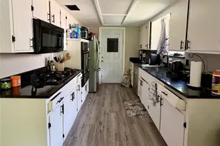 439 Shorewood Dr, Duncanville, TX 75116 - Photo 7