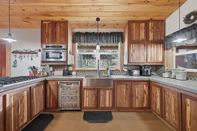 115 Friar Tuck Drive, Gordonville, TX 76245 - Photo 11