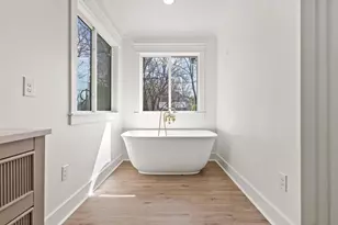 331 W Grand St, Whitewright, TX 75491 - Photo 23