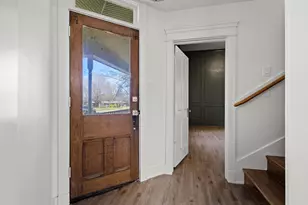 331 W Grand St, Whitewright, TX 75491 - Photo 5