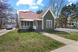 331 W Grand St, Whitewright, TX 75491 - Photo 1