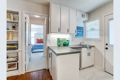 404 N Montreal Avenue, Dallas, TX 75208 - Photo 19