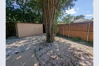 5818 Townshire Road, Garland, TX 75044 - Photo 27