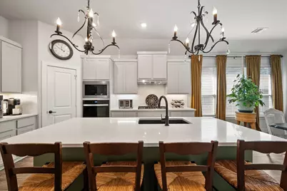 2209 Glacier Drive, Waxahachie, TX 75165 - Photo 9