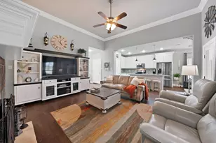 603 Cain St, Lake Dallas, TX 75065 - Photo 3