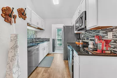 5981 Arapaho Road #402, Dallas, TX 75248 - Photo 11