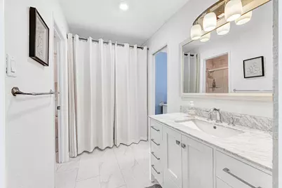 5981 Arapaho Road #402, Dallas, TX 75248 - Photo 19