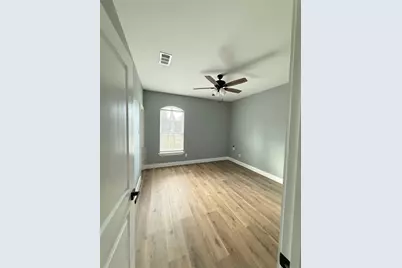 1920 Brown Street, Balch Springs, TX 75180 - Photo 9