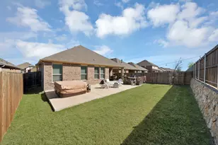 10928 Canyon Mine Dr, Aubrey, TX 76227 - Photo 19