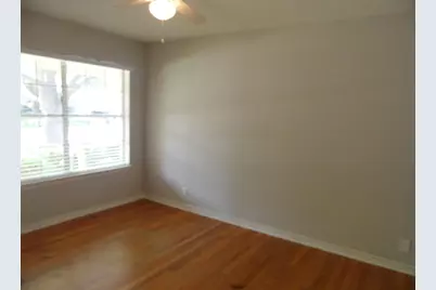 10643 Lakemere Drive, Dallas, TX 75238 - Photo 17