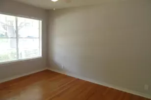 10643 Lakemere Dr, Dallas, TX 75238 - Photo 17