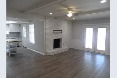 10643 Lakemere Drive, Dallas, TX 75238 - Photo 5