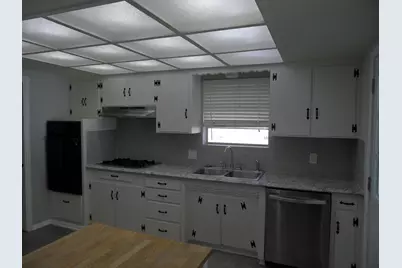 10643 Lakemere Drive, Dallas, TX 75238 - Photo 7