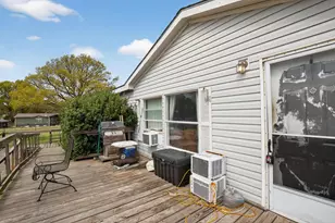 142 Vz County Rd 4830, Ben Wheeler, TX 75754 - Photo 3