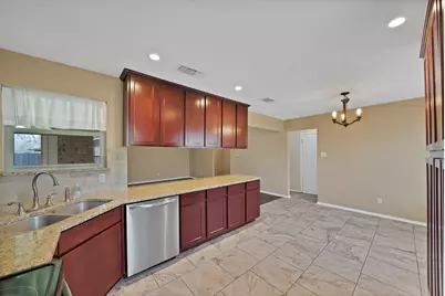 4409 Aspen Way, Haltom City, TX 76137 - Photo 11