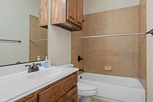 4900 Ridglea Hills Ct, Fort Worth, TX 76116 - Photo 15