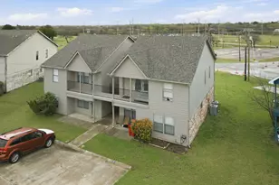 319 Ware Dr, Grand Prairie, TX 75051 - Photo 31