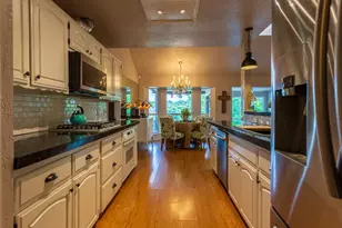 1007 Laguna Vista Ct, Granbury, TX 76048 - Photo 15