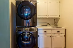 1007 Laguna Vista Ct, Granbury, TX 76048 - Photo 29