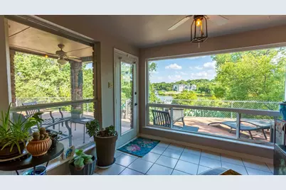 1007 Laguna Vista Court, Granbury, TX 76048 - Photo 13