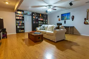 1007 Laguna Vista Ct, Granbury, TX 76048 - Photo 23