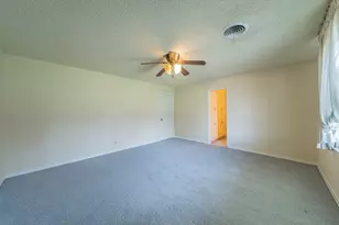 2904 Lakewood Dr, Denton, TX 76207 - Photo 17