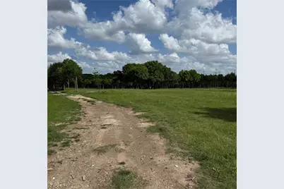 721 Rayburn Drive, DeSoto, TX 75115 - Photo 3