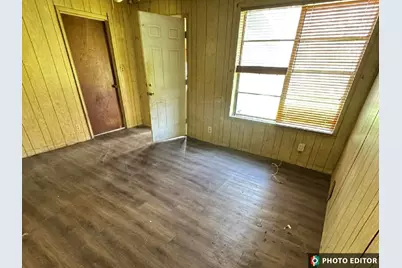 1304 N Wood Street, Cleburne, TX 76033 - Photo 7