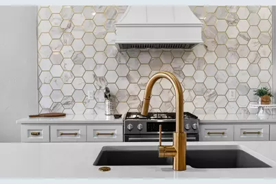 301 Foxcroft Lane, Keller, TX 76248 - Photo 15