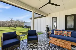 701 Glade Pk Ct, Azle, TX 76020 - Photo 27