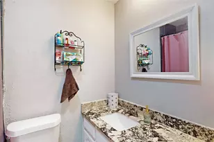 702 Middle Glen Dr, Garland, TX 75043 - Photo 23