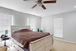 702 Middle Glen Dr, Garland, TX 75043 - Photo 15