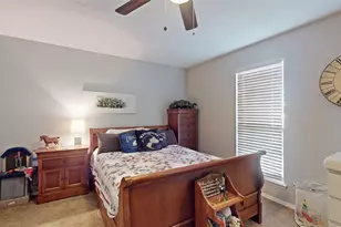 702 Middle Glen Dr, Garland, TX 75043 - Photo 27