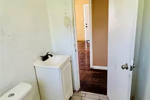 2016 Daniel St, Fort Worth, TX 76104 - Photo 23