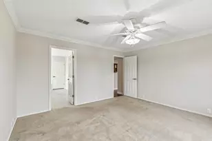 133 Hanover St, Grand Prairie, TX 75052 - Photo 19