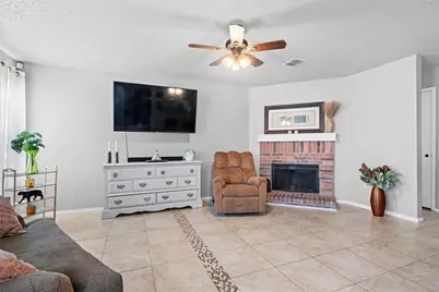 8709 Hunters Creek Drive, Fort Worth, TX 76123 - Photo 5