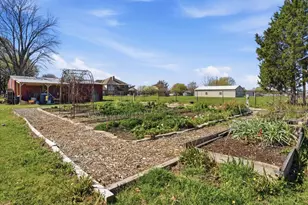 525 Becky Ln, Waxahachie, TX 75165 - Photo 39