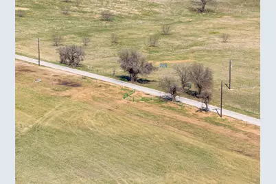 250 Cr-1475, Alvord, TX 76225 - Photo 33