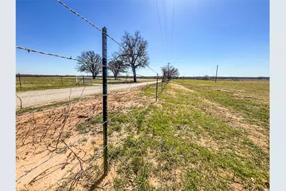 250 Cr-1475, Alvord, TX 76225 - Photo 35