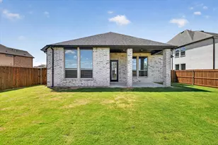 1033 Alberta Spruce Rd, Fort Worth, TX 76247 - Photo 23