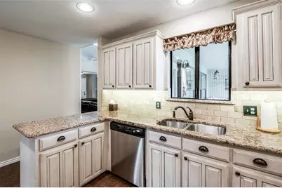 2126 Nob Hill, Carrollton, TX 75006 - Photo 11