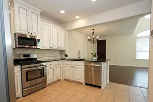 3911 Cascade Sky Dr, Arlington, TX 76005 - Photo 3