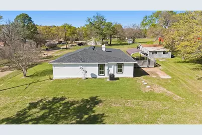 113 E Bayside Drive, Mabank, TX 75156 - Photo 35