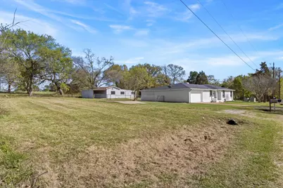 113 E Bayside Drive, Mabank, TX 75156 - Photo 3