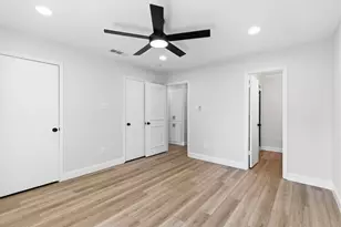 113 E Bayside Dr, Mabank, TX 75156 - Photo 29